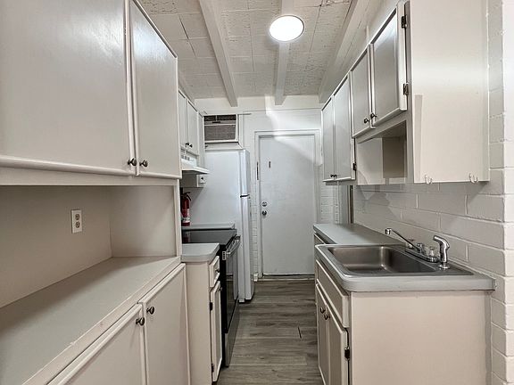 3rd image of 200 State St APT C