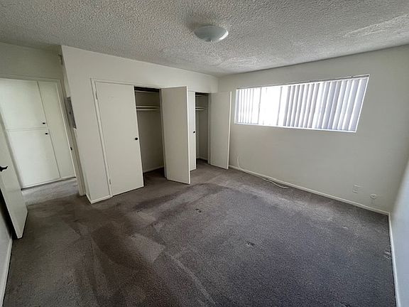 5th image of 711 Crenshaw Blvd
