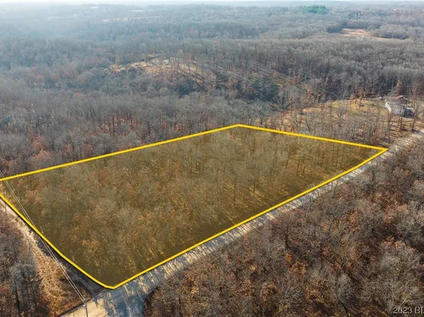 12 Partridge Dr, Climax Springs, MO 65324