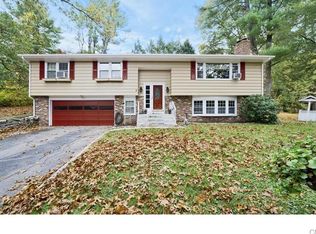 5 Pine Ln, New Milford, CT 06776
