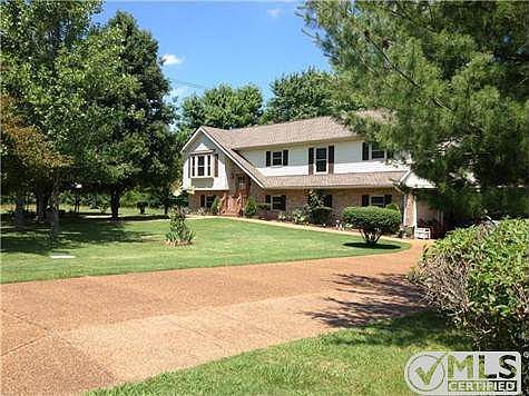 1st image of 1506 Oak Branch Dr
