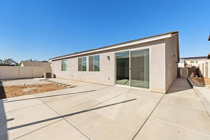 32907 Cambury Pl — Photo 35