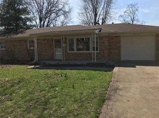 624 E Fairview Dr, Greenwood, IN 46142