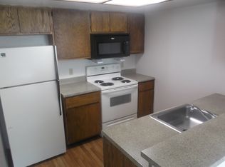 1803 Ridgelawn Ln, Saint Peters, MO 63376