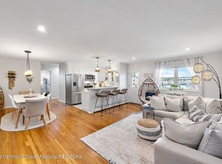 106 Wharfside Dr, Monmouth Beach, NJ 07750