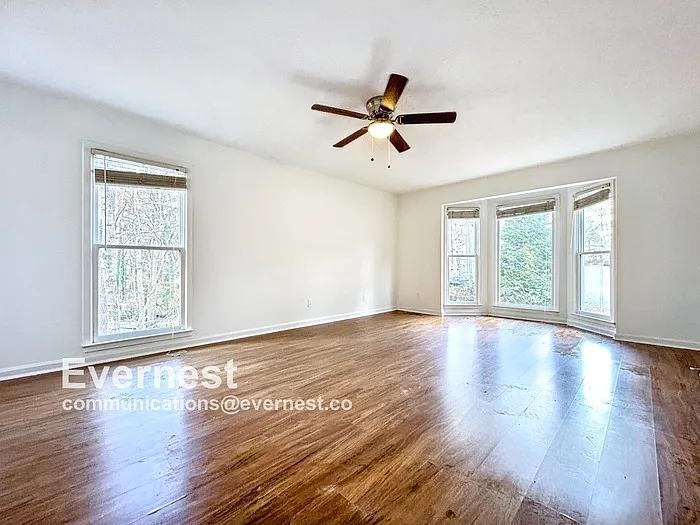 405 Revere Ct — Photo 17