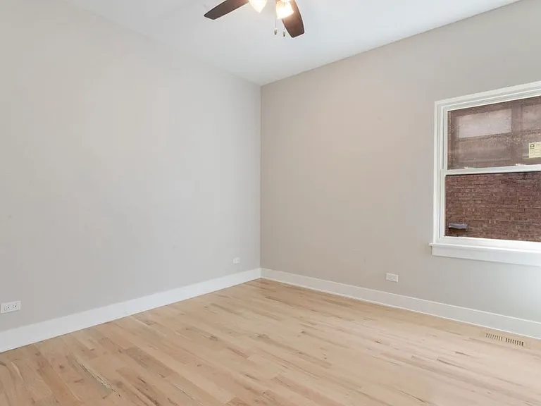 6404 S Vernon Ave #2 — Photo 17