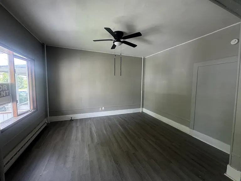 60-62 W Maple St #1 — Photo 6