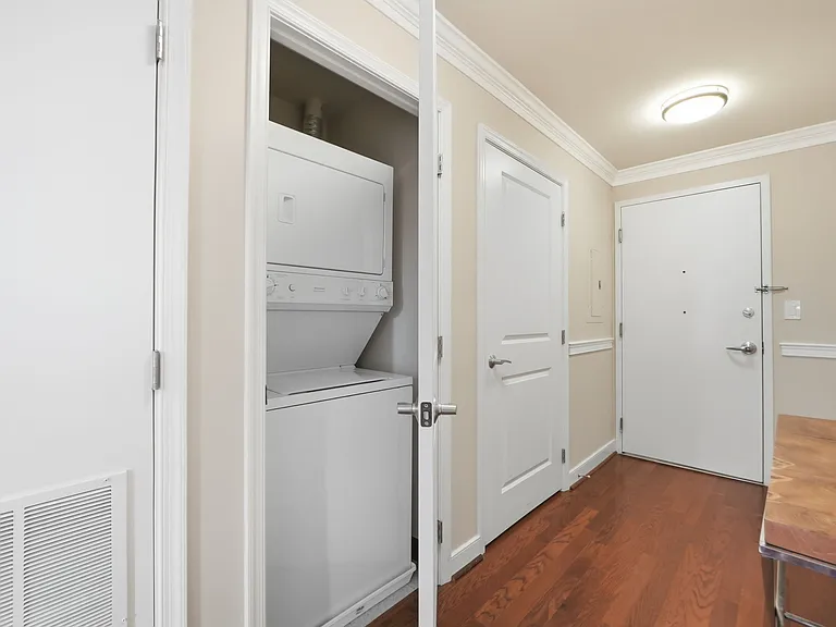 157 Fleet St #513 — Photo 3