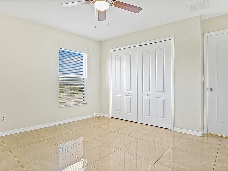 774 Princeton Dr — Photo 21