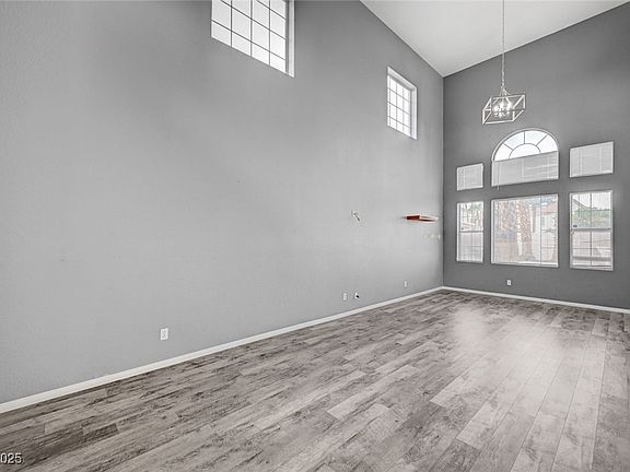 5th image of 259 Bonnie Claire Ct