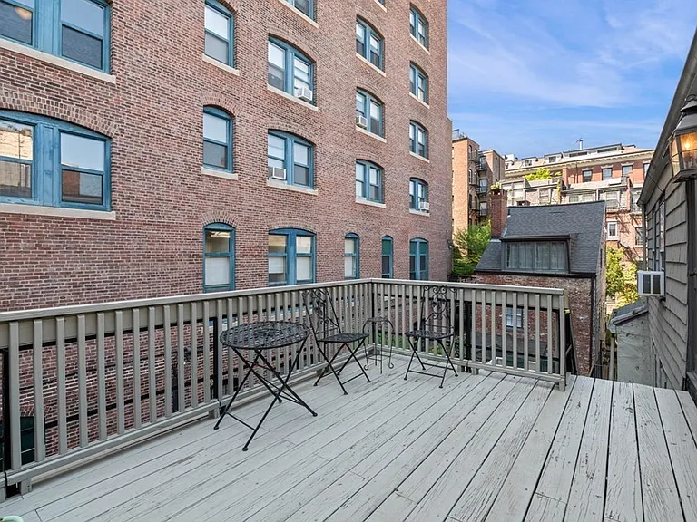 36 Joy Ct #F2 — Photo 9