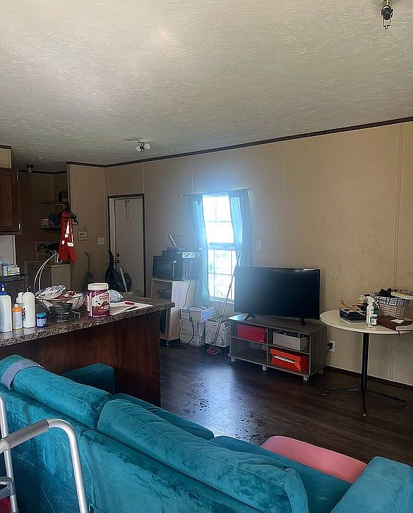 2nd image of 214 Michelle Pl