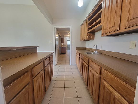 4th image of 5325 Brookport Dr