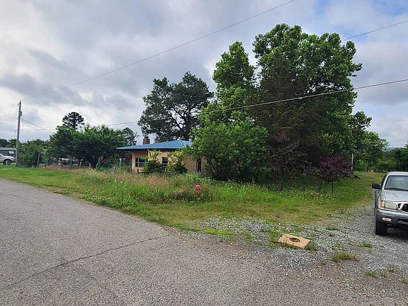 5th image of 636 Chicksaw St