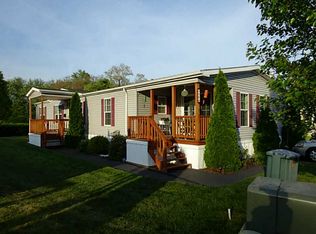 30 Campbell Cir, East Greenwich, RI 02818