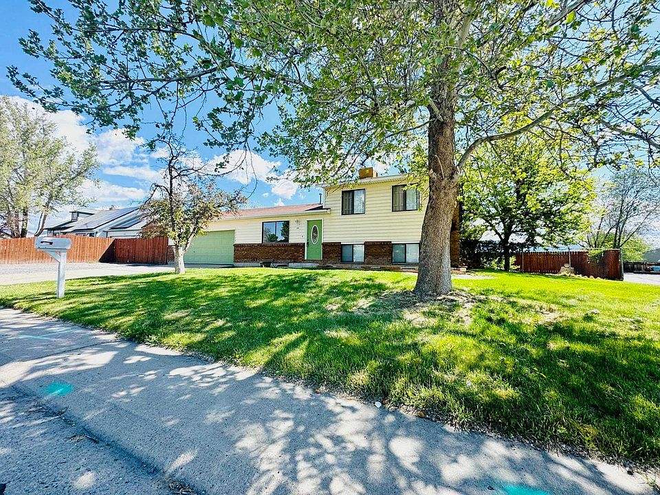1st image of 496 Fruitwood Dr