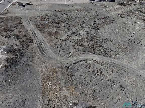 3rd image of Grant Ave