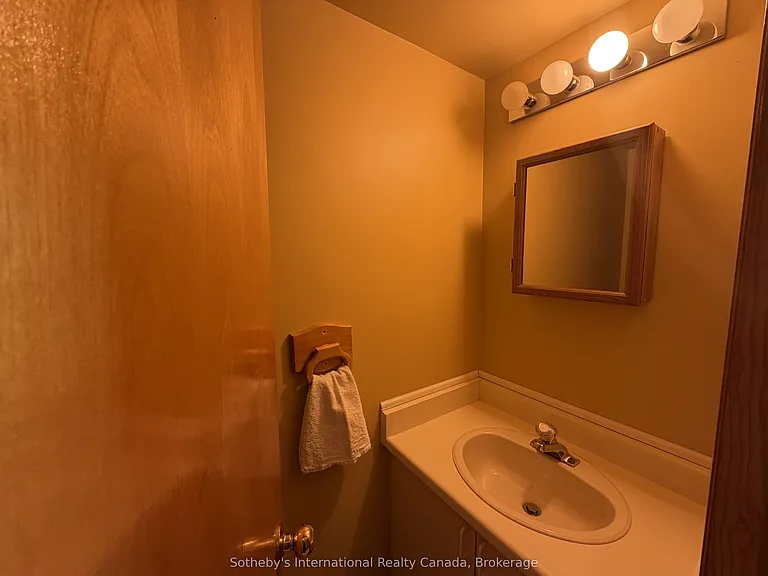 104 Kellies Way #6 — Photo 11