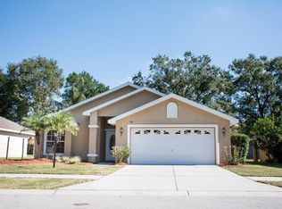 210 Lisa Ann Ct, Plant City, FL 33563