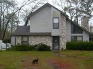 126 Creekside Dr, Onalaska, TX 77360