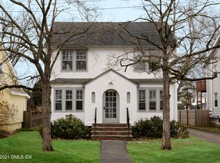 23 Meadow Dr #A, Cos Cob, CT 06807