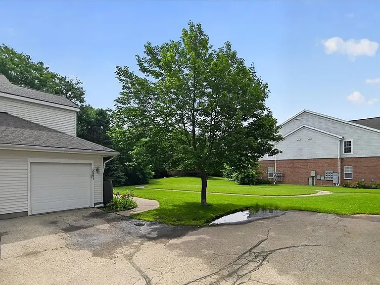 2991 Holborn Cir — Photo 7