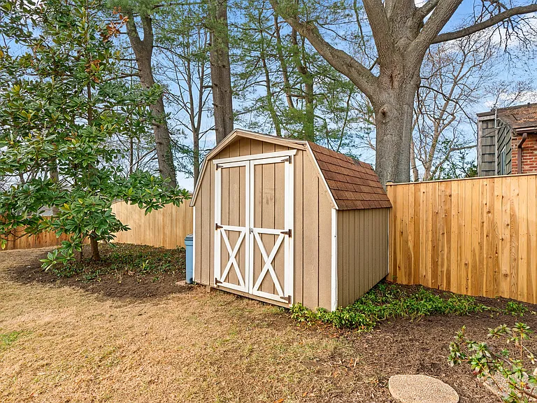 11834 Charles Rd — Photo 40
