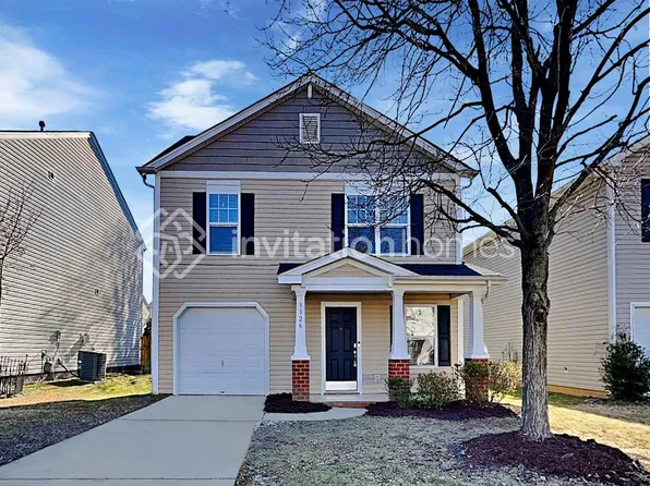 3926 Damask Dr, Charlotte, NC 28206