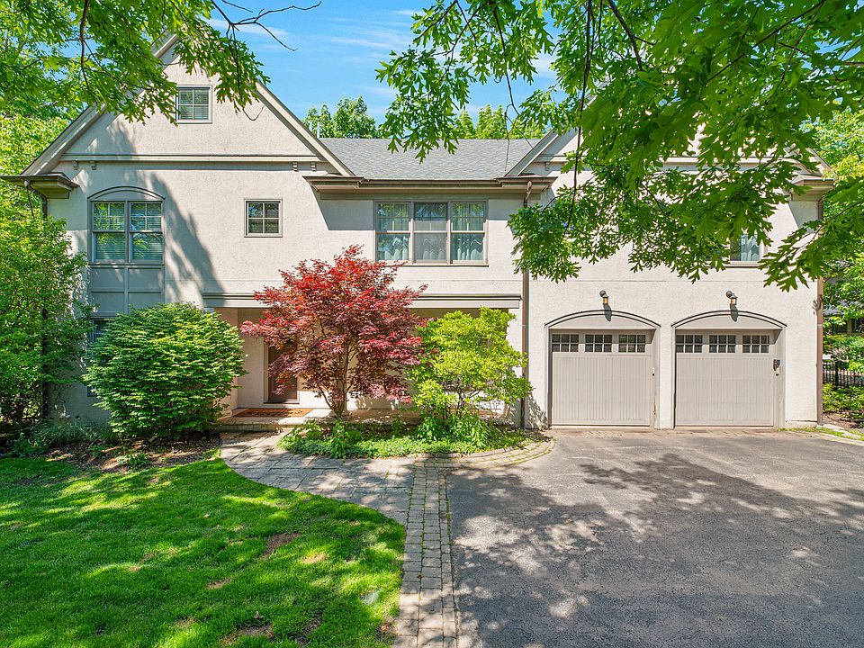 1st image of 2340 Woodpath Ln
