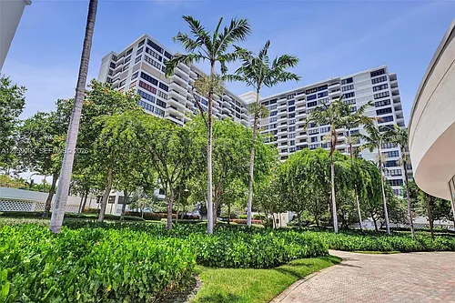 500 Three Islands Blvd #213 Photo 1