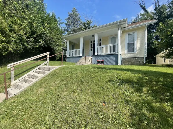 217 E 10th St, Bloomington, IN 47408