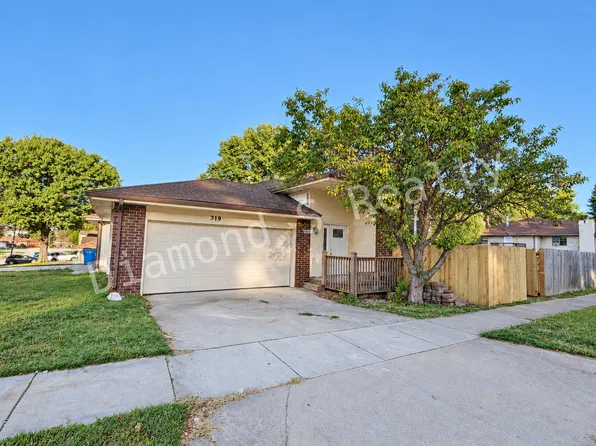 319 E Camino St, Springfield, MO 65810