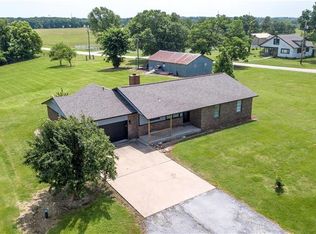 598 Brush Creek Rd, Springdale, AR 72762
