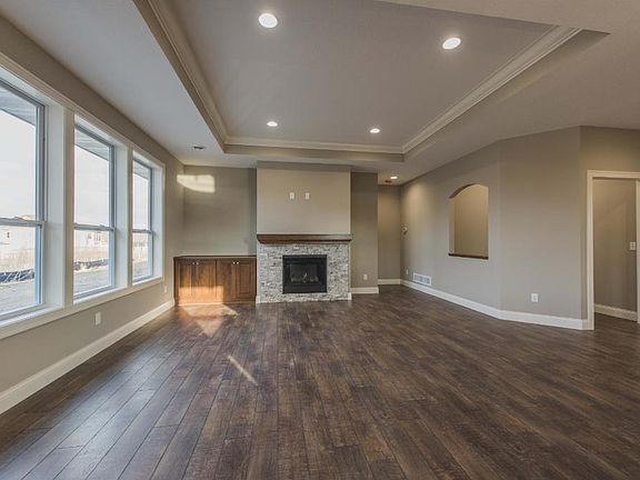 4th image of 23308 Aspen Ln