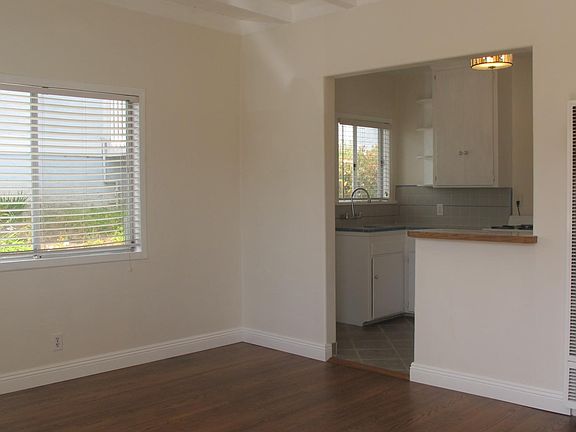 2nd image of 1120 Tait St APT B