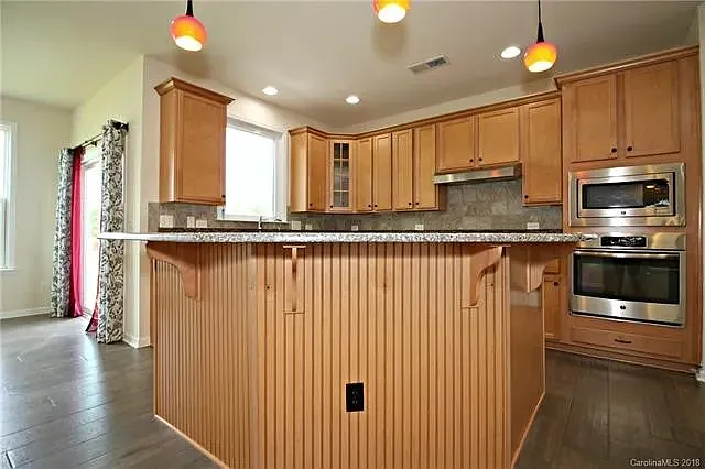 4463 Sourwood Ct — Photo 6