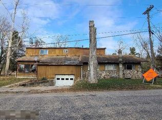 E1342 Rural Rd, Waupaca, WI 54981