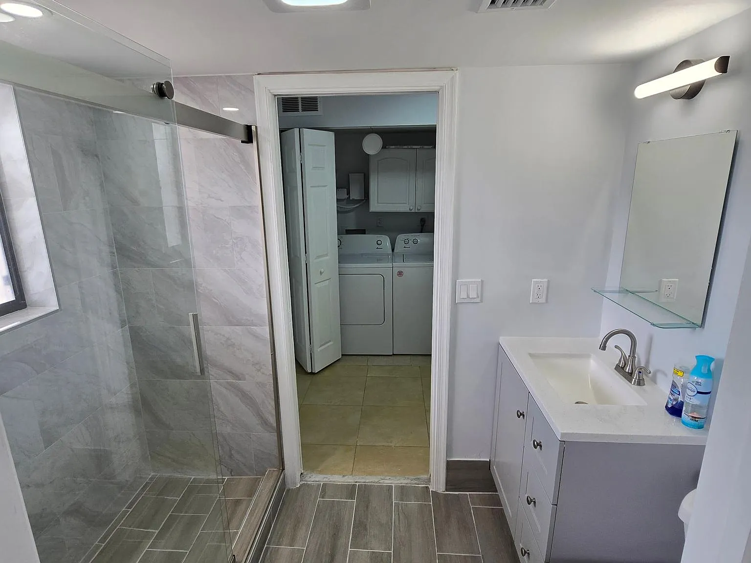 2 bed, 1130 sqft, $2,100 — Photo 1