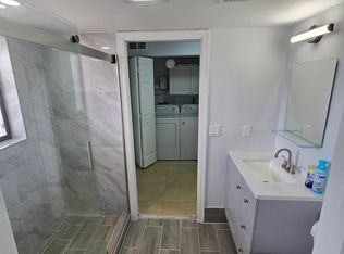 5917 Via Vermilya APT 307, Lake Worth, FL 33462