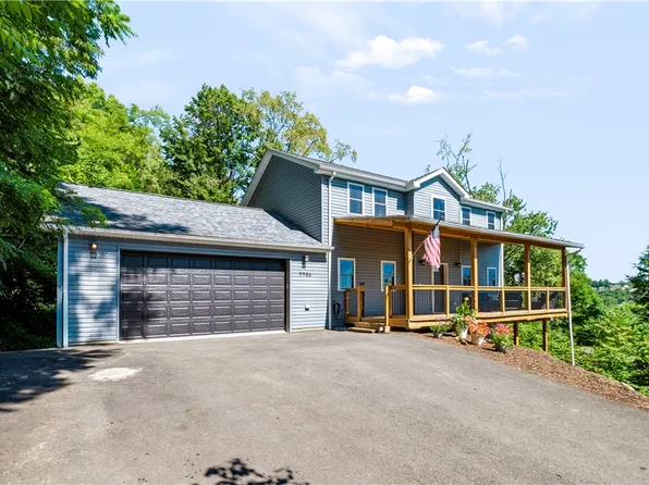 9986 McClellan St, North Huntingdon, PA 15642