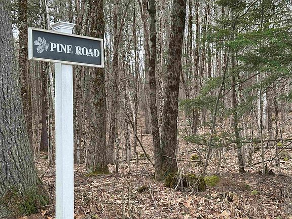 2nd image of 39 Pine Road