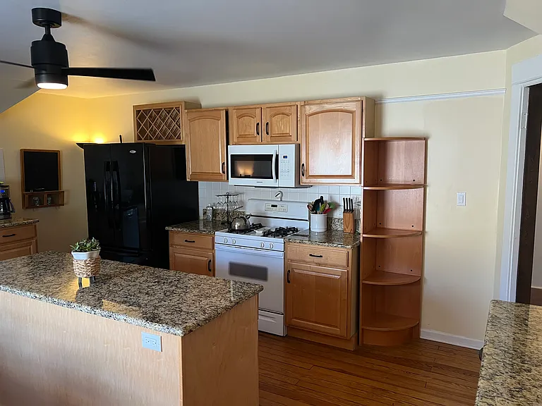 1228 Forest Ave #3 — Photo 19