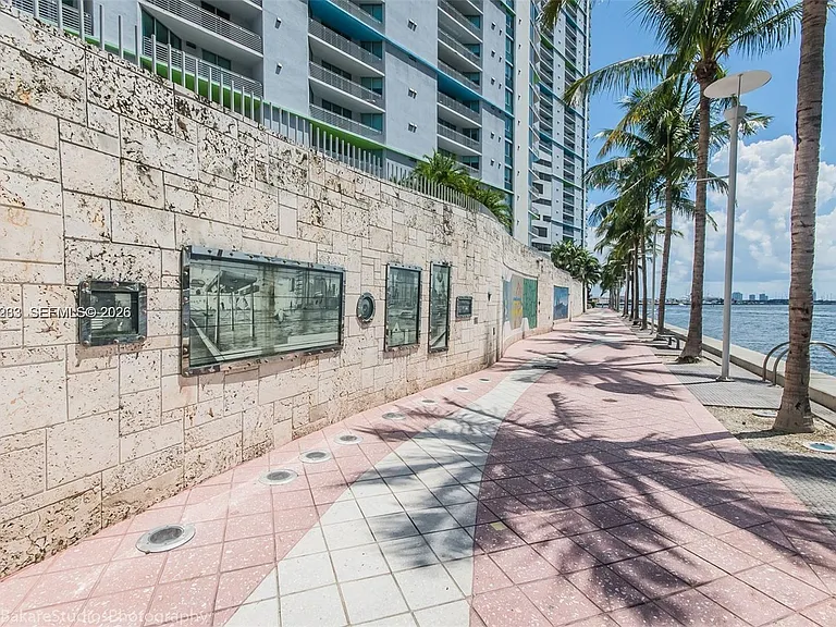 335 Biscayne Blvd #2908 — Photo 43