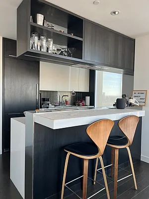 Rented by Gulai Wang, LREB | media 4
