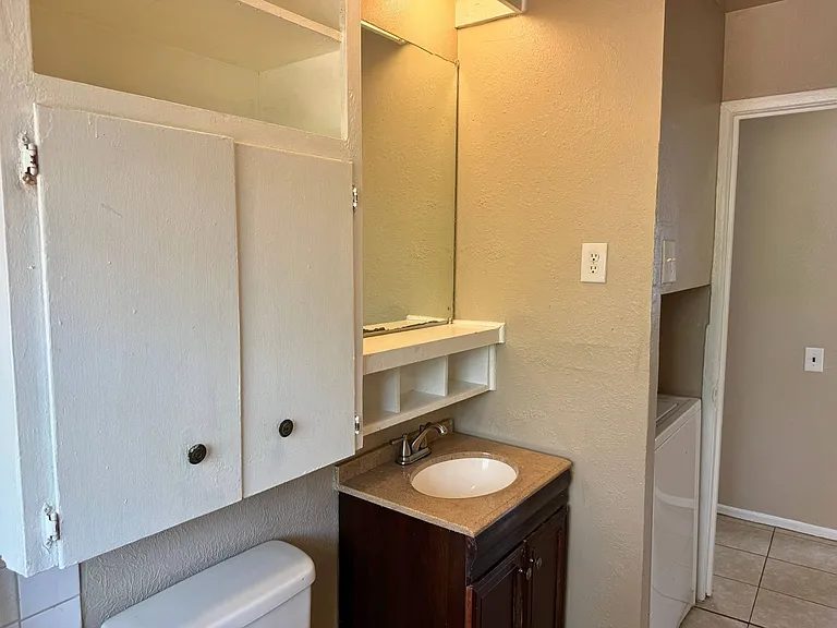 1502 Parkdale Dr — Photo 22