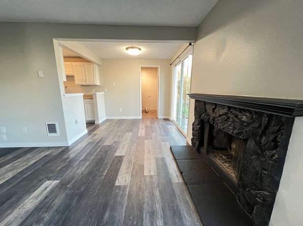 2360 62nd Ave E APT A