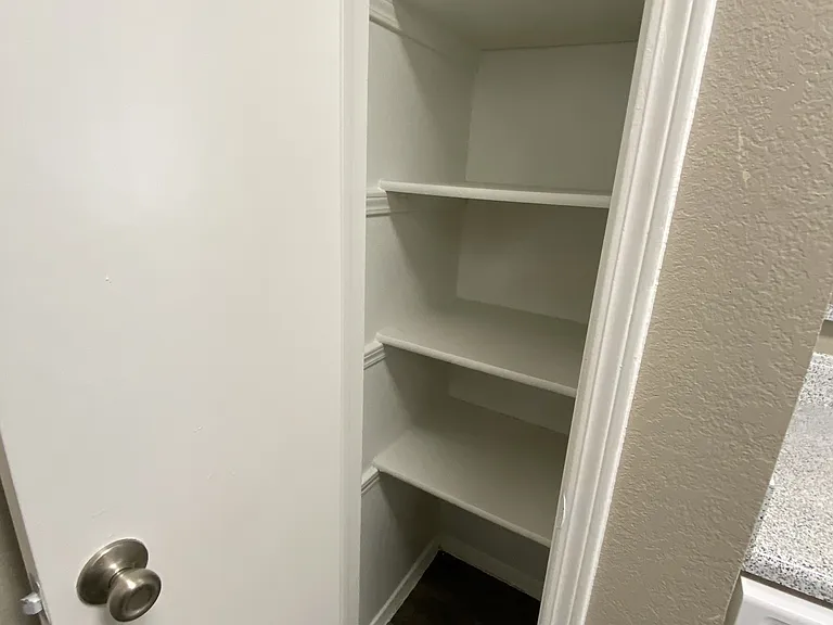 Walnut Creek Apartments — Photo 52