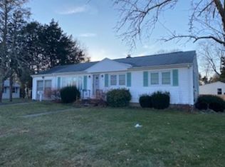 53 Alsada Rd, Swansea, MA 02777