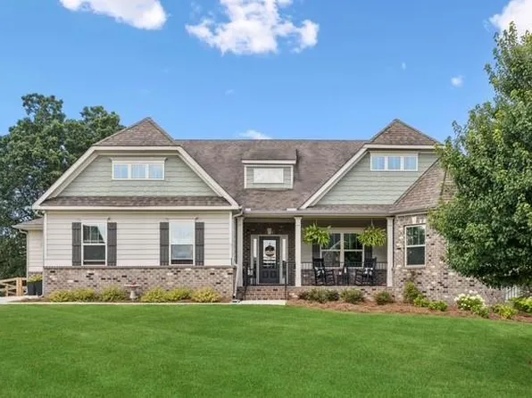 8325 Post Oak Ln, Gainesville, GA 30506